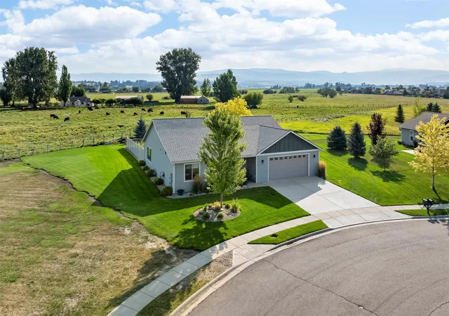 Photo 2 of Single family home for sale at 278 Birch Ln, Stevensville, MT 59870 | MLS# 30077239 | Listing updated on 2026-08-29