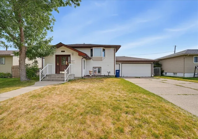 Photo 2 of Single family home for sale at 721 56th St S, Great Falls, MT 59405 | MLS# 30077040 | Listing updated on 2026-08-27