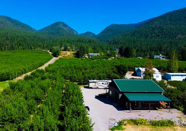Photo 3 of Single family home for sale at 23726 Mt Hwy 35, Bigfork, MT 59911 | MLS# 30077320 | Listing updated on 2026-08-27