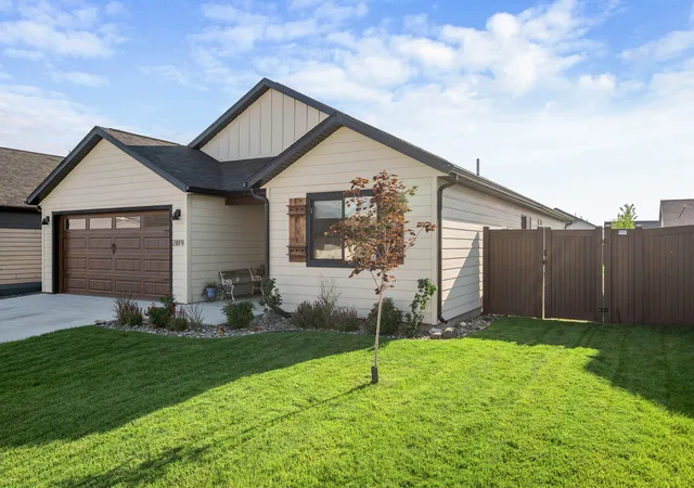 Photo 3 of Single family home for sale at 2819 Sarah Ave, East Helena, MT 59635 | MLS# 30077084 | Listing updated on 2026-08-27
