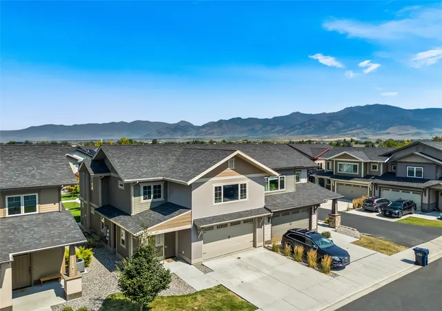 Photo 4 of Townhouse for sale at 3039 Lori Ln, Bozeman, MT 59718 | MLS# 30077473 | Listing updated on 2026-08-28