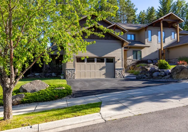 Photo 2 of Townhouse for sale at 1133 Meadowlark Ln, Whitefish, MT 59937 | MLS# 30077519 | Listing updated on 2026-08-28