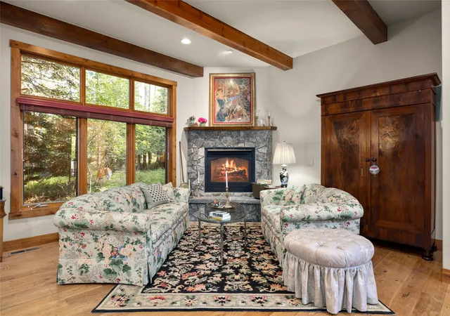 Photo 5 of Townhouse for sale at 1133 Meadowlark Ln, Whitefish, MT 59937 | MLS# 30077519 | Listing updated on 2026-08-28