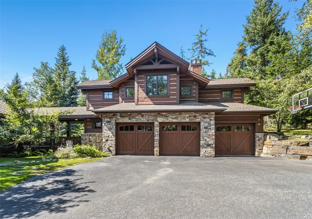 Photo 3 of Single family home for sale at 161 S Prairiesmoke Cir, Whitefish, MT 59937 | MLS# 30077404 | Listing updated on 2026-08-28