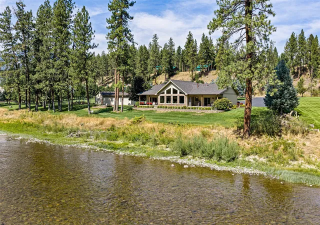 Photo 1 of Single family home for sale at 1037 Terrace View Dr, Alberton, MT 59820 | MLS# 30077463 | Listing updated on 2026-08-31