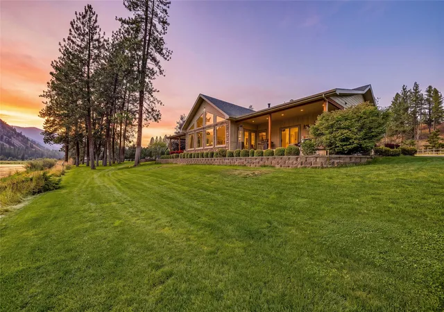 Photo 3 of Single family home for sale at 1037 Terrace View Dr, Alberton, MT 59820 | MLS# 30077463 | Listing updated on 2026-08-31
