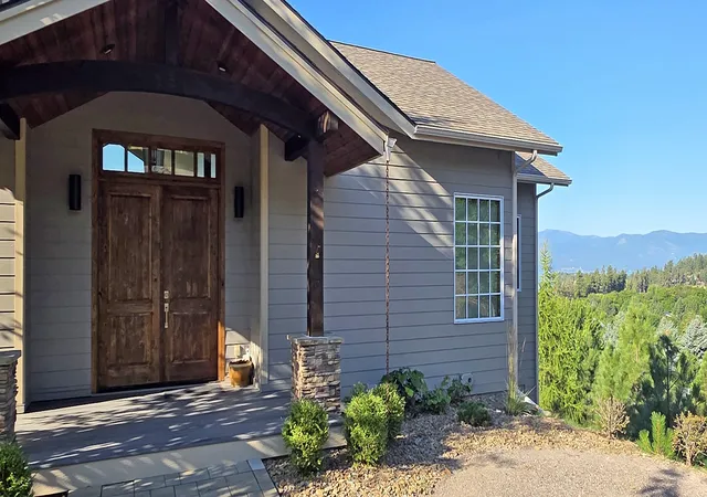 Photo 1 of Single family home for sale at 154 S Crestview Ter, Bigfork, MT 59911 | MLS# 30076710 | Listing updated on 2026-09-01