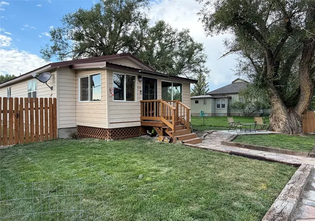 Photo 3 of Single family home for sale at 310 Main St, Augusta, MT 59410 | MLS# 30077637 | Listing updated on 2026-09-01