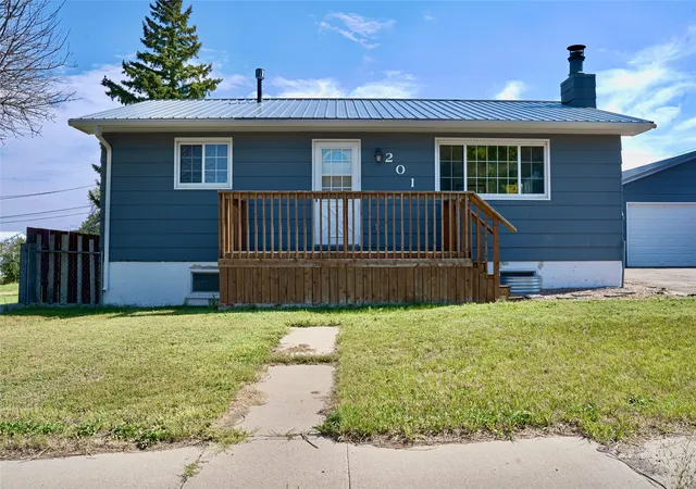 Photo 1 of Single family home for sale at 201 5th Avenue Ne, Cut Bank, MT 59427 | MLS# 30077709 | Listing updated on 2026-09-01