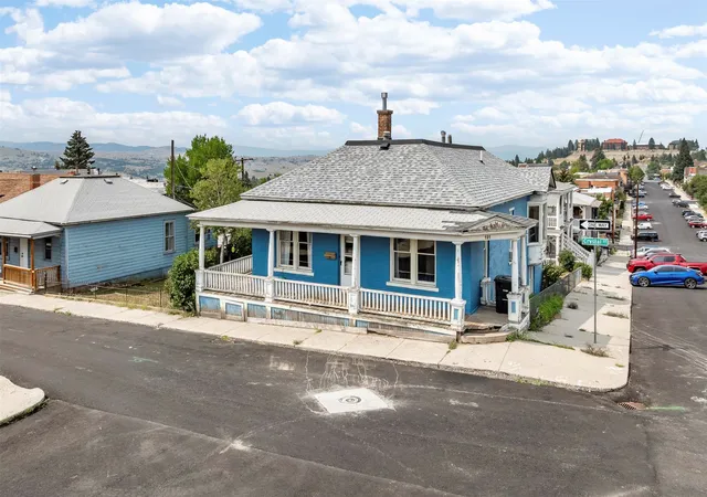 Photo 4 of Single family home for sale at 101 S Crystal St, Butte, MT 59701 | MLS# 30077791 | Listing updated on 2026-09-01