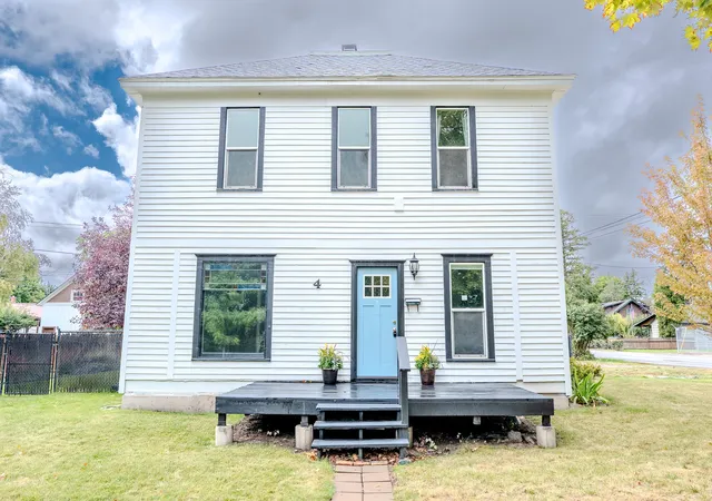 Photo 1 of Single family home for sale at 4 Woodland Ave, Kalispell, MT 59901 | MLS# 30078350 | Listing updated on 2026-10-09
