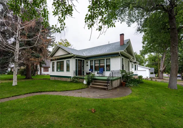 Photo 1 of Single family home for sale at 3027 3rd Avenue N, Great Falls, MT 59401 | MLS# 30078192 | Listing updated on 2026-10-10