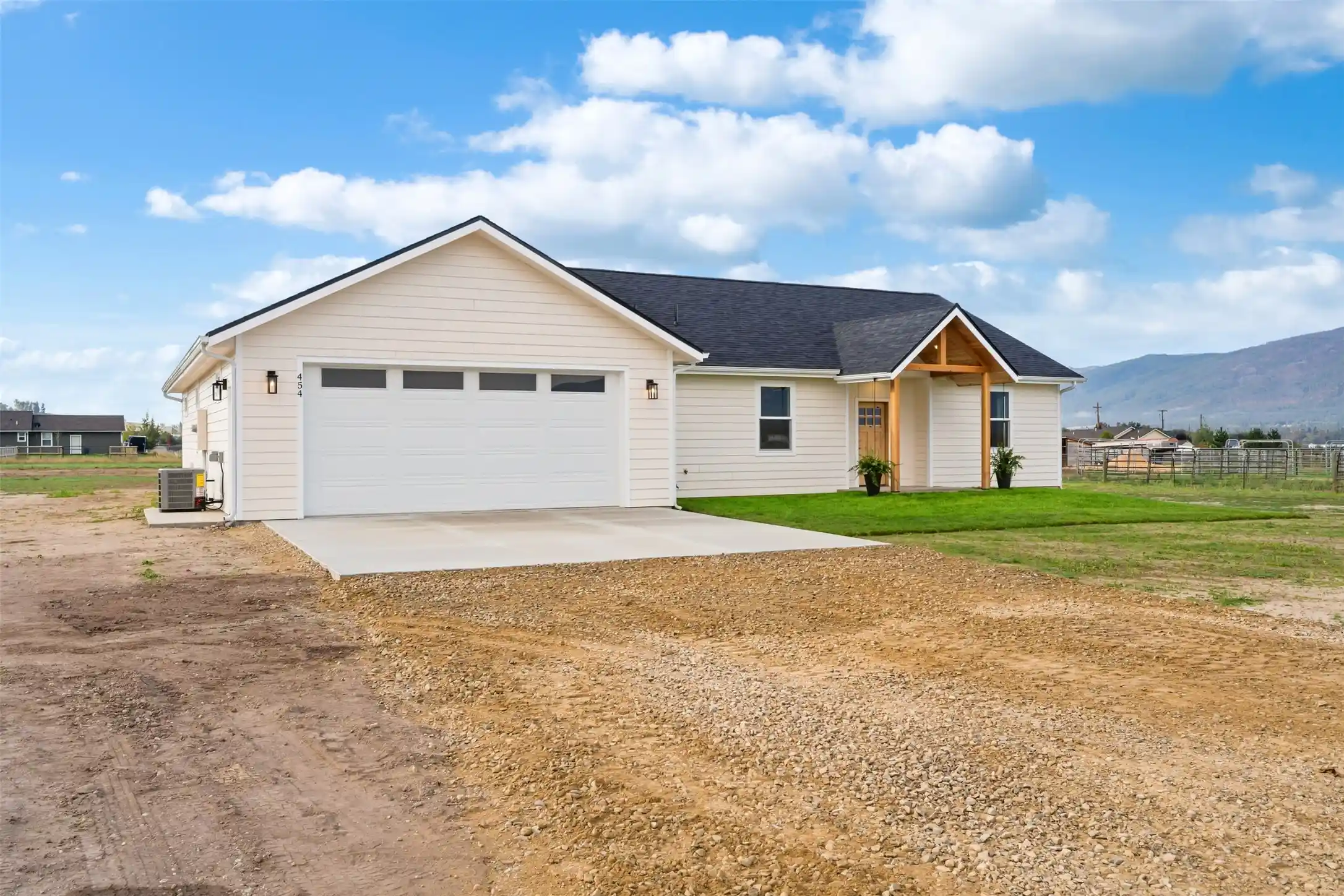 Photo 1 of Single family home for sale at 454 Rio Ln, Stevensville, MT 59870 | MLS# 30078770 | Listing updated on 2026-10-24