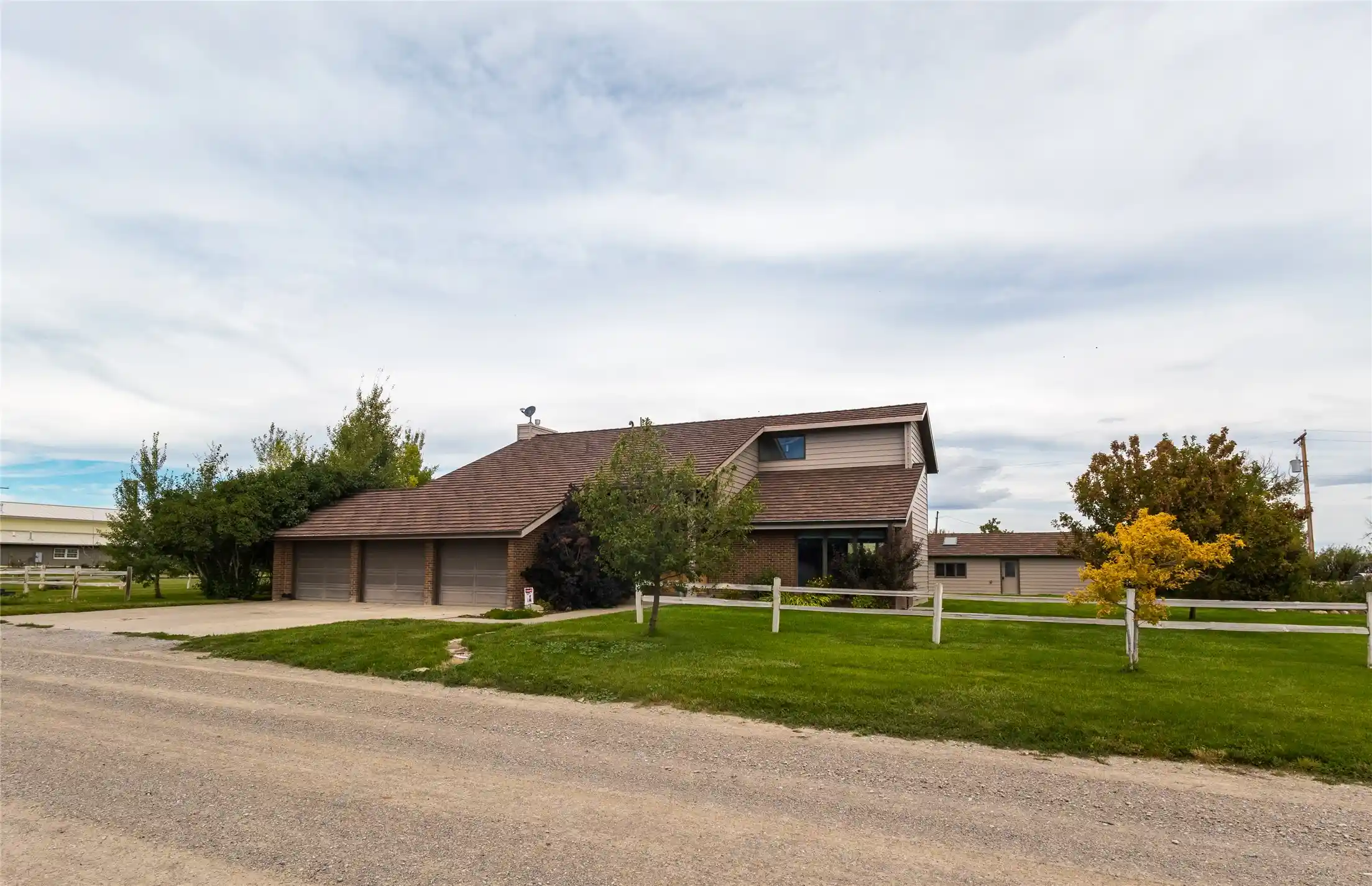 Photo 1 of Single family home for sale at 313 Ponoka Ave, Valier, MT 59486 | MLS# 30078808 | Listing updated on 2026-10-26