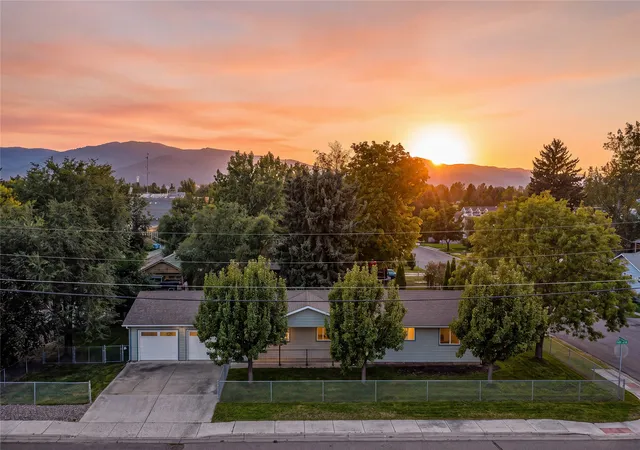 Photo 1 of Single family home for sale at 3203 Clark St, Missoula, MT 59801 | MLS# 30078868 | Listing updated on 2026-10-02