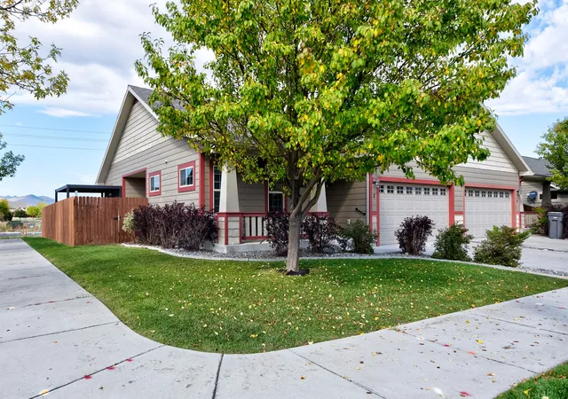 Photo 2 of Townhouse for sale at 2 Sand Piper Loop, Helena, MT 59602 | MLS# 30078358 | Listing updated on 2026-09-25