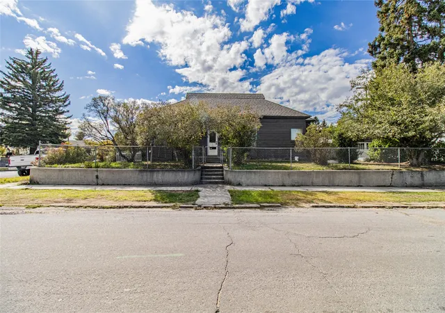 Photo 3 of Single family home for sale at 1926 George St, Butte, MT 59701 | MLS# 30078925 | Listing updated on 2026-10-11