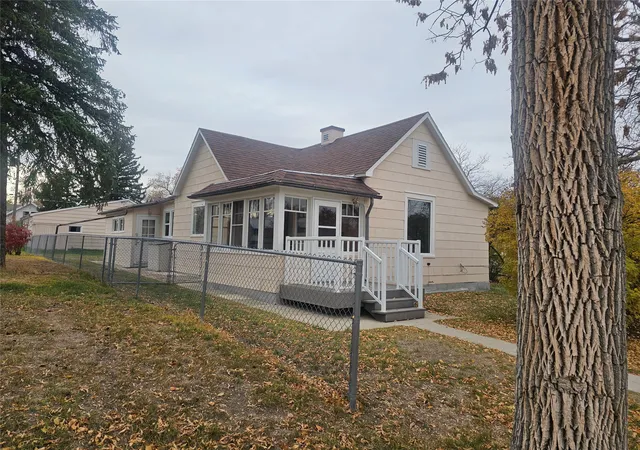 Photo 1 of Single family home for sale at 1504 6th Avenue N, Great Falls, MT 59401 | MLS# 30078886 | Listing updated on 2026-09-25