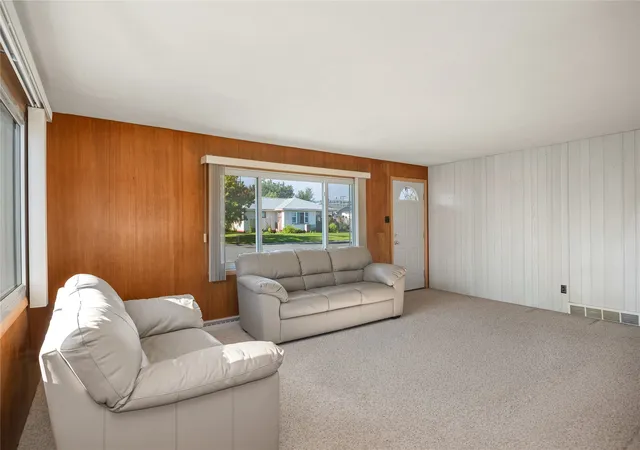 Photo 3 of Single family home for sale at 1310 Peosta Ave, Helena, MT 59601 | MLS# 30078944 | Listing updated on 2026-10-02