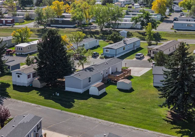 Photo 3 of Single family home for sale at 1805 Joslyn St #Trlr 348, Helena, MT 59601 | MLS# 30078908 | Listing updated on 2026-10-02