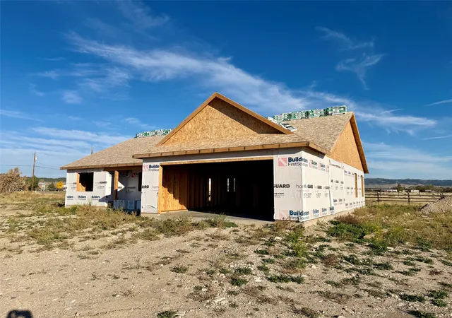 Photo 3 of Single family home for sale at 20 Ryder Ct, Helena, MT 59602 | MLS# 30078817 | Listing updated on 2026-09-25