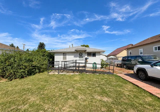 Photo 1 of Single family home for sale at 909 1st Avenue Nw, Great Falls, MT 59404 | MLS# 30078943 | Listing updated on 2026-09-29