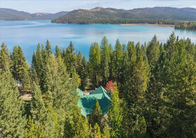 Photo 3 of Single family home for sale at 57 Cottonwood Crk Rd, Kila, MT 59920 | MLS# 30078960 | Listing updated on 2026-09-28
