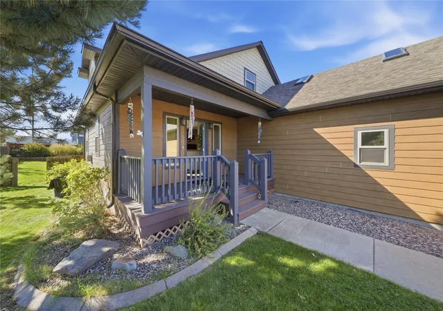 Photo 2 of Single family home for sale at 3108 Oliver St, Bozeman, MT 59718 | MLS# 30078934 | Listing updated on 2026-09-28