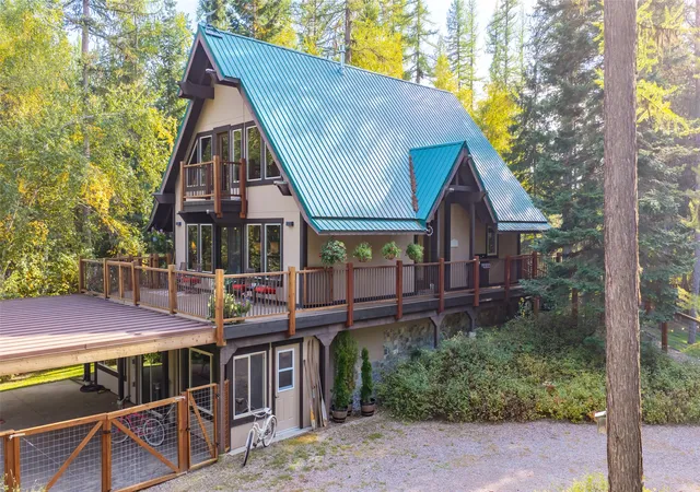 Photo 1 of Single family home for sale at 675 Beaver Lake Rd, Whitefish, MT 59937 | MLS# 30077924 | Listing updated on 2026-10-11