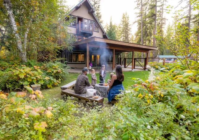 Photo 2 of Single family home for sale at 675 Beaver Lake Rd, Whitefish, MT 59937 | MLS# 30077924 | Listing updated on 2026-10-11