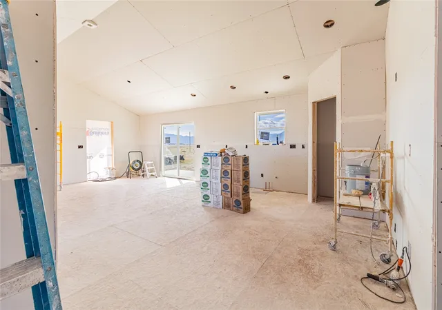 Photo 3 of Single family home for sale at 1468 Mahalo Ln, Butte, MT 59701 | MLS# 30079165 | Listing updated on 2026-10-09