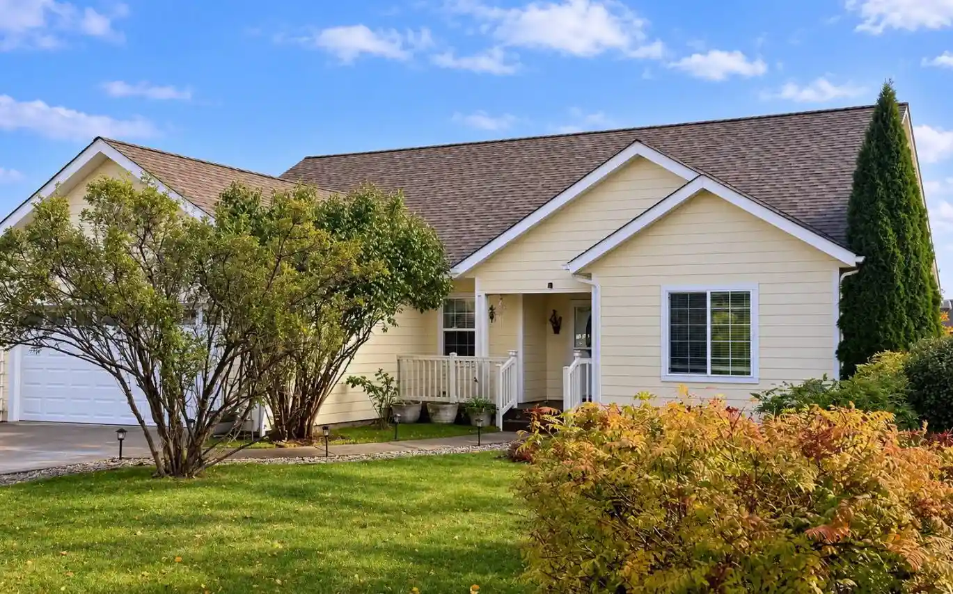 Photo 1 of Single family home for sale at 145 Blue Crst Dr, Kalispell, MT 59901 | MLS# 30079172 | Listing updated on 2026-10-27