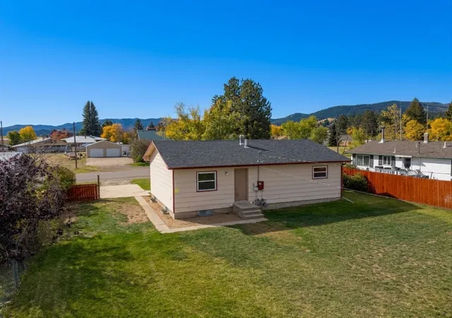 Photo 2 of Single family home for sale at 403 E Centennial Ave, Boulder, MT 59632 | MLS# 30079203 | Listing updated on 2026-10-02