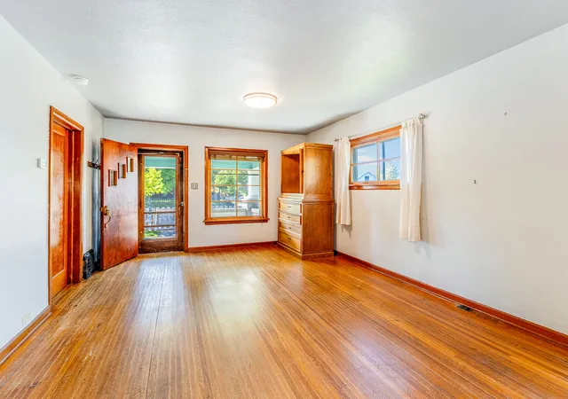 Photo 3 of Single family home for sale at 303 Somers Ave, Whitefish, MT 59937 | MLS# 30078670 | Listing updated on 2026-10-01