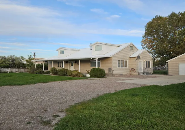 Single family home for sale at 105 Broadway St, Augusta, MT 59410 | MLS# 30079192