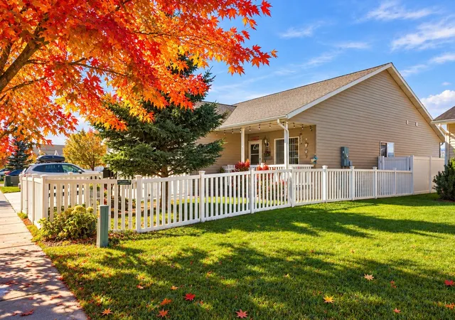 Photo 1 of Townhouse for sale at 182 Empire Loop, Kalispell, MT 59901 | MLS# 30079236 | Listing updated on 2026-10-11