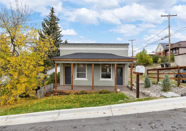 Photo 1 of Single family home for sale at 521 W Copper St, Butte, MT 59701 | MLS# 30079240 | Listing updated on 2026-10-07