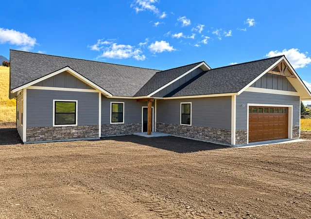 Photo 1 of Single family home for sale at 147 Peltier Pl, Eureka, MT 59917 | MLS# 30079263 | Listing updated on 2026-10-02