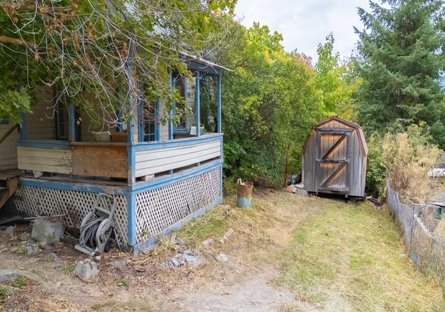 Photo 3 of Single family home for sale at 105 Meadowview Ln, Alberton, MT 59820 | MLS# 30079278 | Listing updated on 2026-10-07