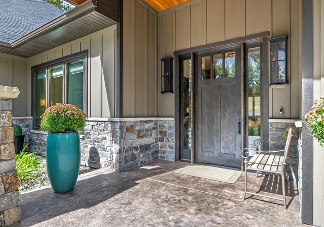 Photo 3 of Single family home for sale at 26 Eagle View Dr, Clancy, MT 59634 | MLS# 30078975 | Listing updated on 2026-10-05