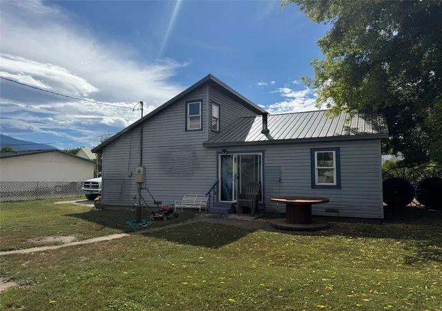 Photo 3 of Single family home for sale at 208 E Meany St, Plains, MT 59859 | MLS# 30078898 | Listing updated on 2026-10-07