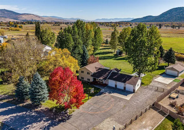 Photo 1 of Single family home for sale at 15940 Lemazion Pl, Frenchtown, MT 59834 | MLS# 30079501 | Listing updated on 2026-10-12