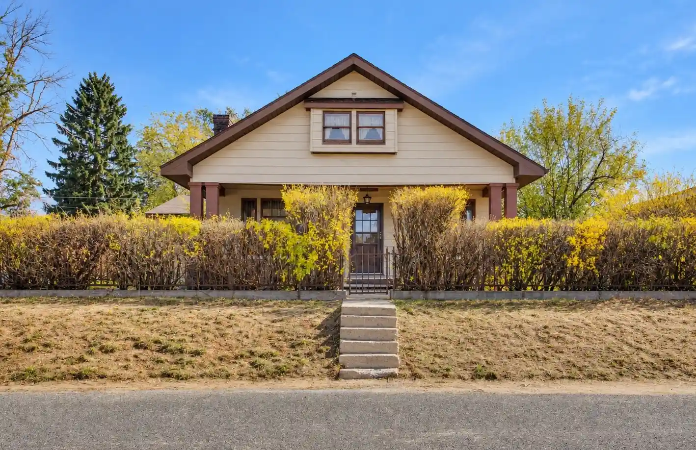 Photo 1 of Single family home for sale at 1914 Massachusetts Ave, Butte, MT 59701 | MLS# 30079540 | Listing updated on 2026-10-23