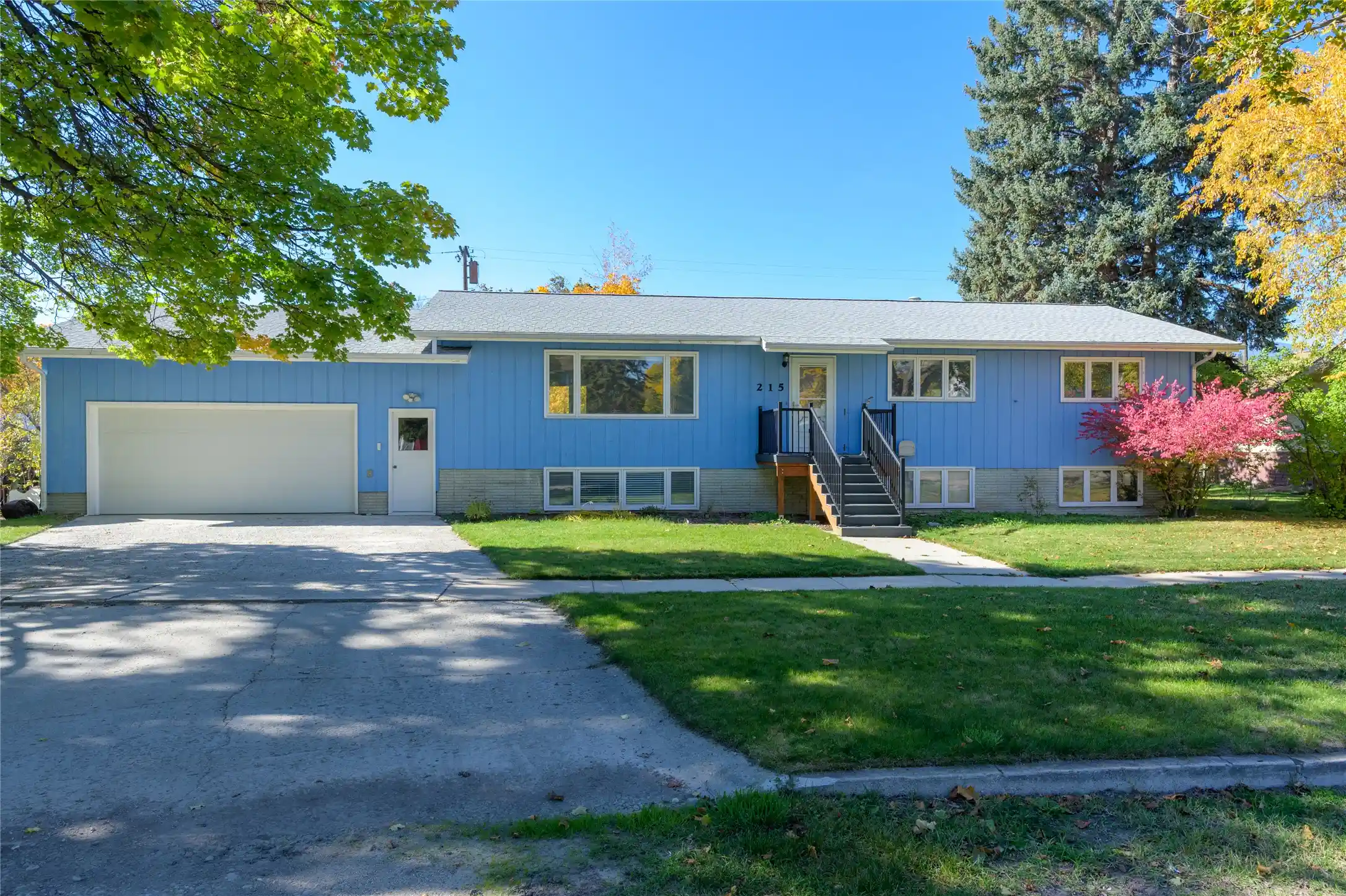 Photo 1 of Single family home for sale at 215 College St, Stevensville, MT 59870 | MLS# 30079756 | Listing updated on 2026-10-13