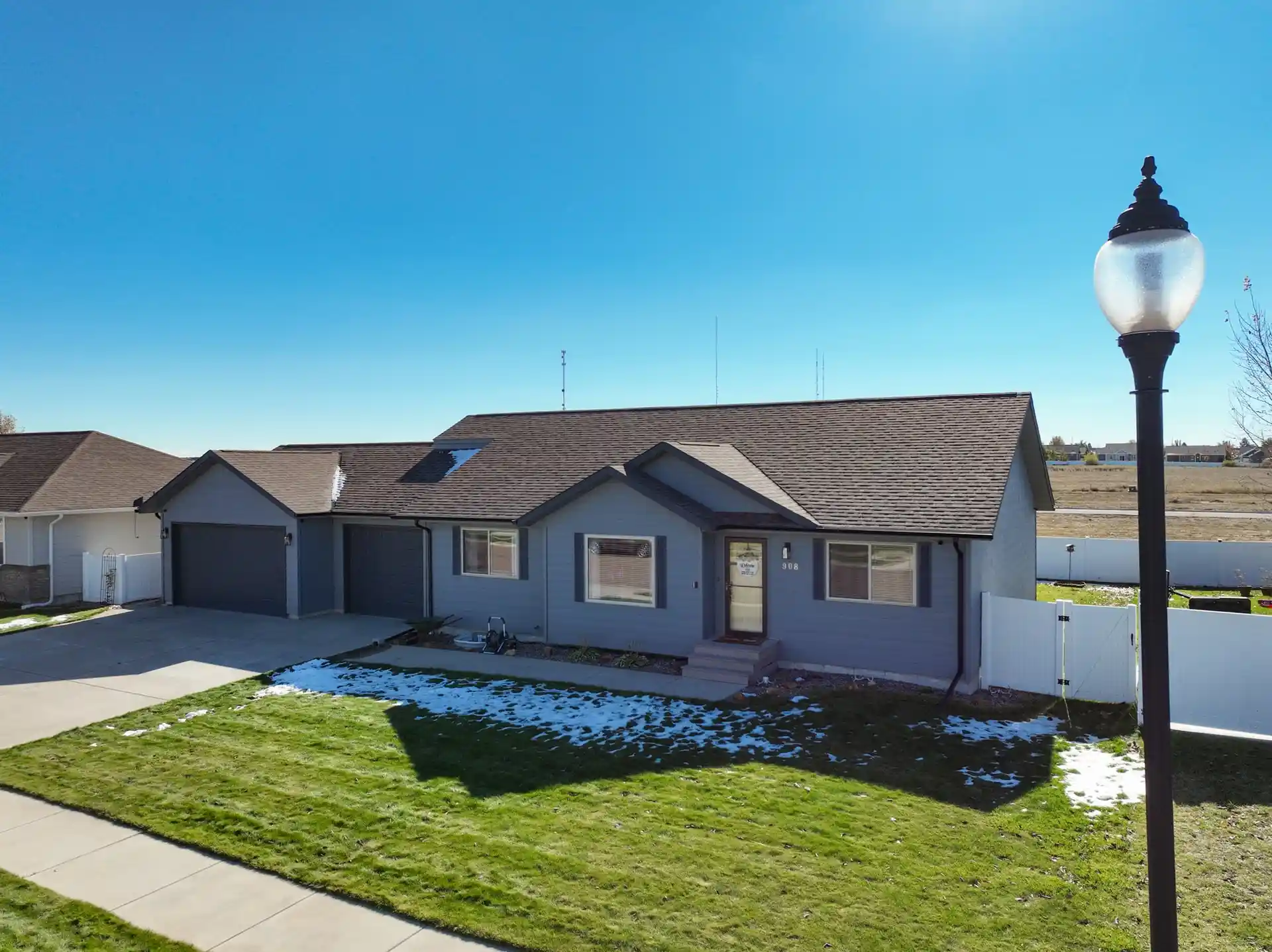 Photo 1 of Single family home for sale at 908 45th Avenue Ne, Great Falls, MT 59404 | MLS# 30079971 | Listing updated on 2026-10-25