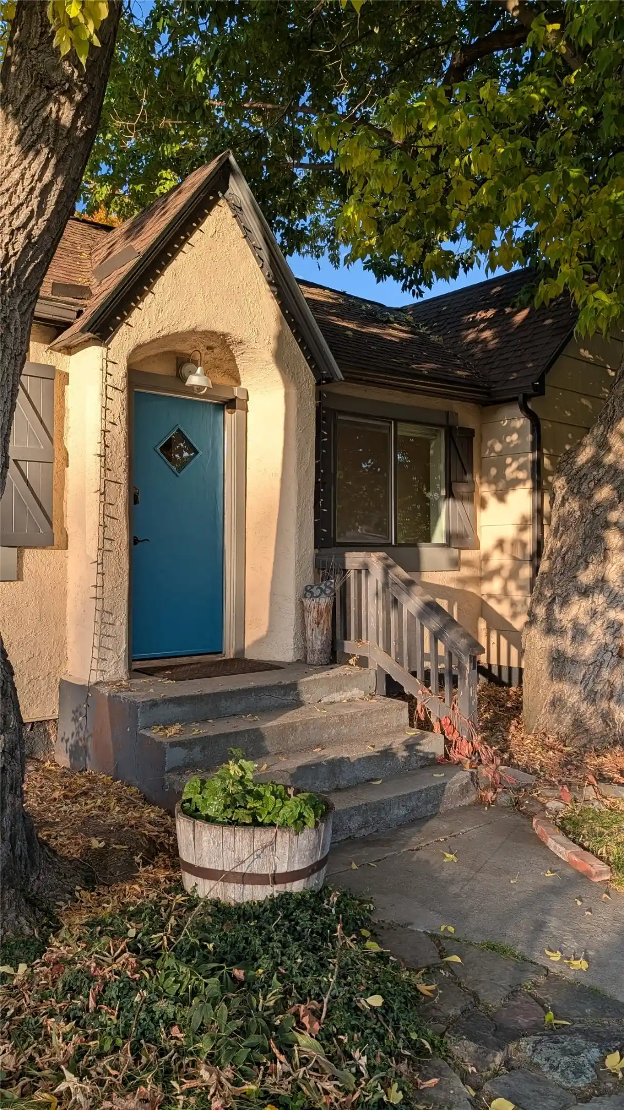Photo 1 of Single family home for sale at 838 Palmer St, Missoula, MT 59802 | MLS# 30080171 | Listing updated on 2026-10-26