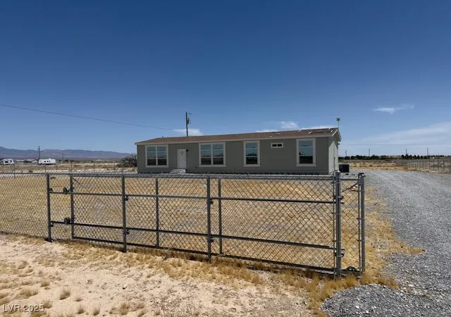 Photo 2 of Sale Pending at 1701 Keith St, Pahrump, NV 89048 | MLS# 2689814 | Listing updated on 2025-08-28