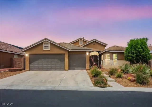 Photo 2 of Sale Pending at 8340 Jeremiahs Lodge Ave, Las Vegas, NV 89131 | MLS# 2690497 | Listing updated on 2025-09-17