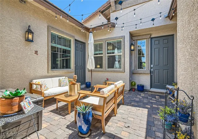 Photo 3 of Sale Pending at 704 Webber Park St, Henderson, NV 89011 | MLS# 2690982 | Listing updated on 2025-10-29