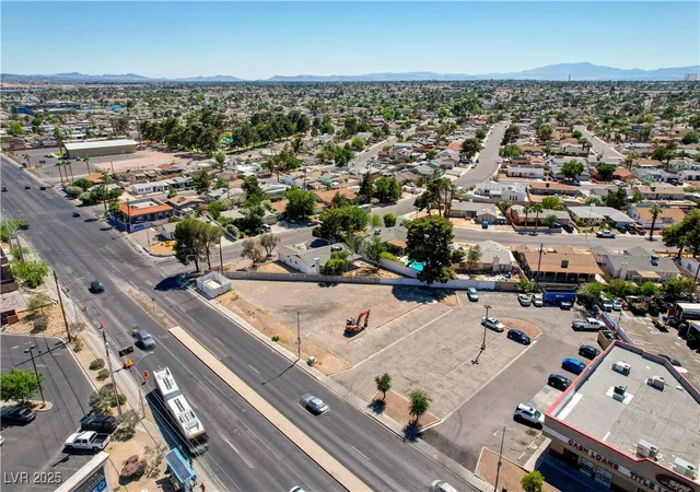 13th image of 4241 S Nellis Blvd, Las Vegas, NV 89121 | MLS# 2709410